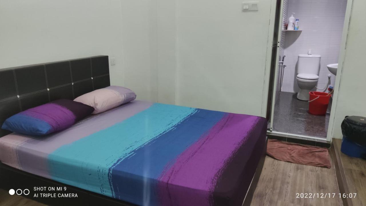 Benuthomestay Johor Bahru Eksteriør billede