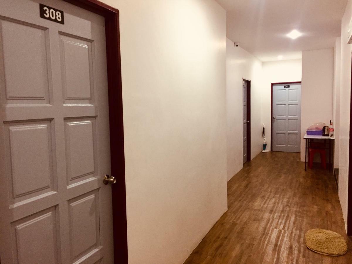 Benuthomestay Johor Bahru Eksteriør billede